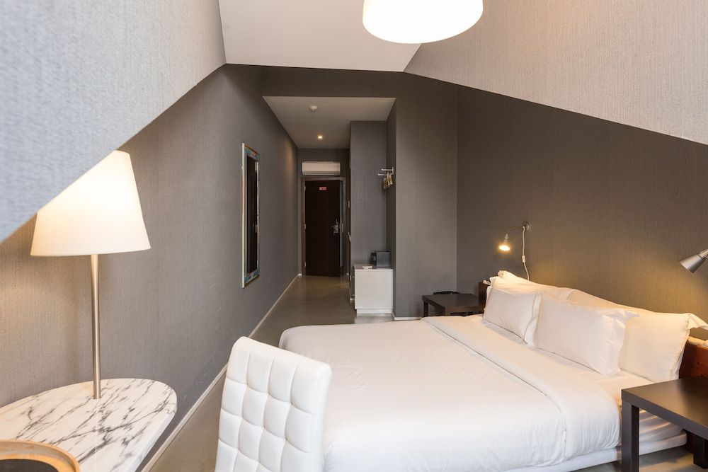 Alfama - Lisbon Lounge Suites Standard Double or Twin Room 24