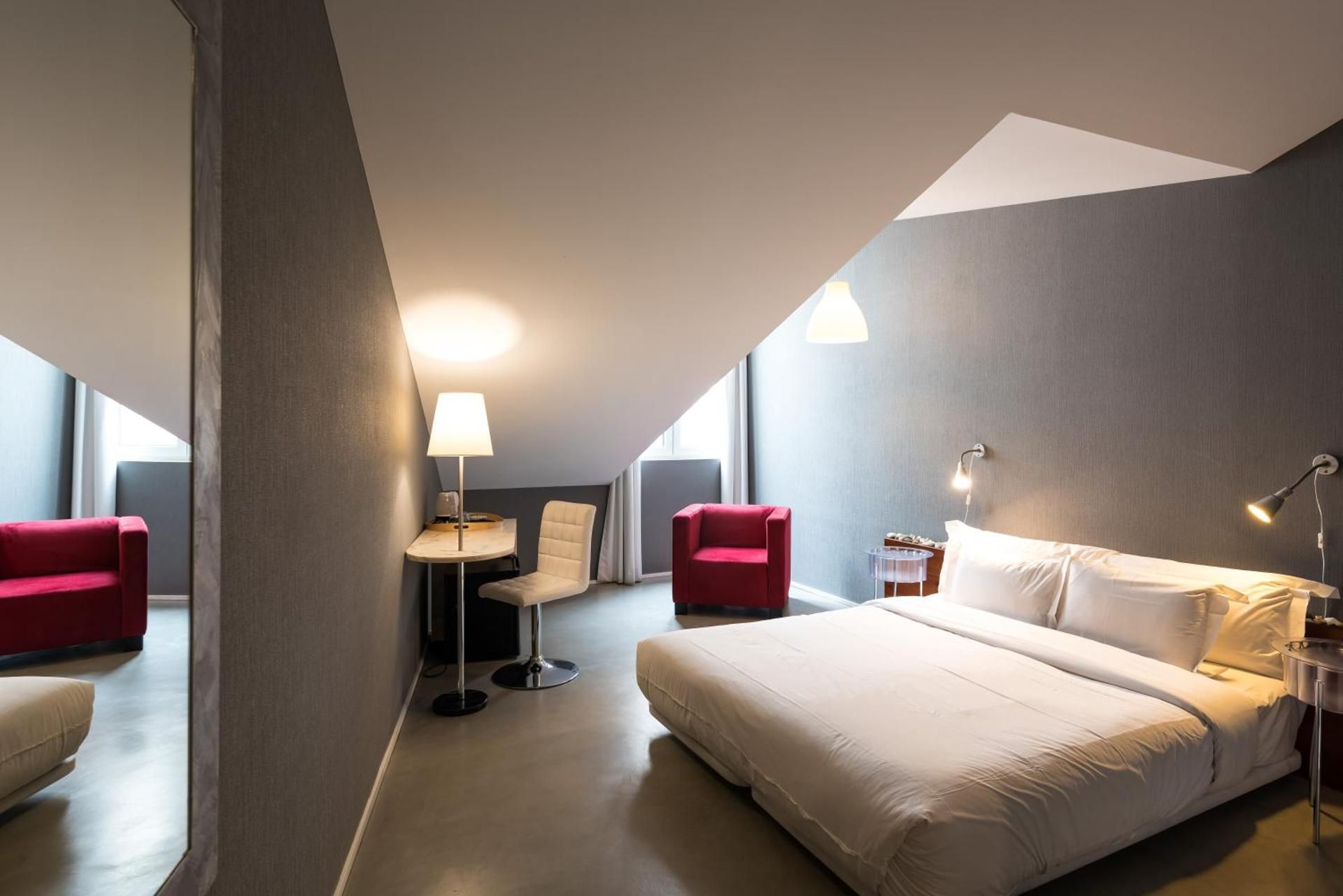 Alfama - Lisbon Lounge Suites Standard Double or Twin Room 16