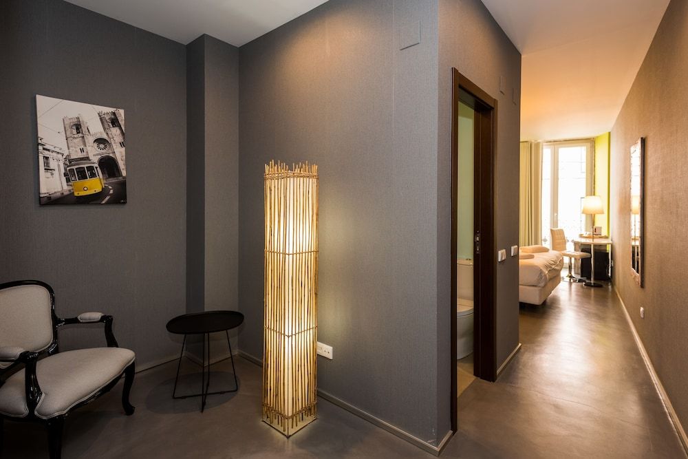 Alfama - Lisbon Lounge Suites Standard Double or Twin Room 26