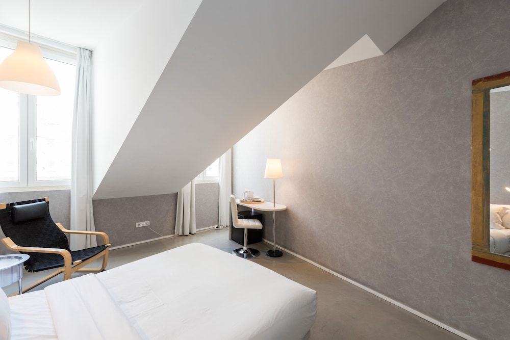 Alfama - Lisbon Lounge Suites Standard Double or Twin Room 23