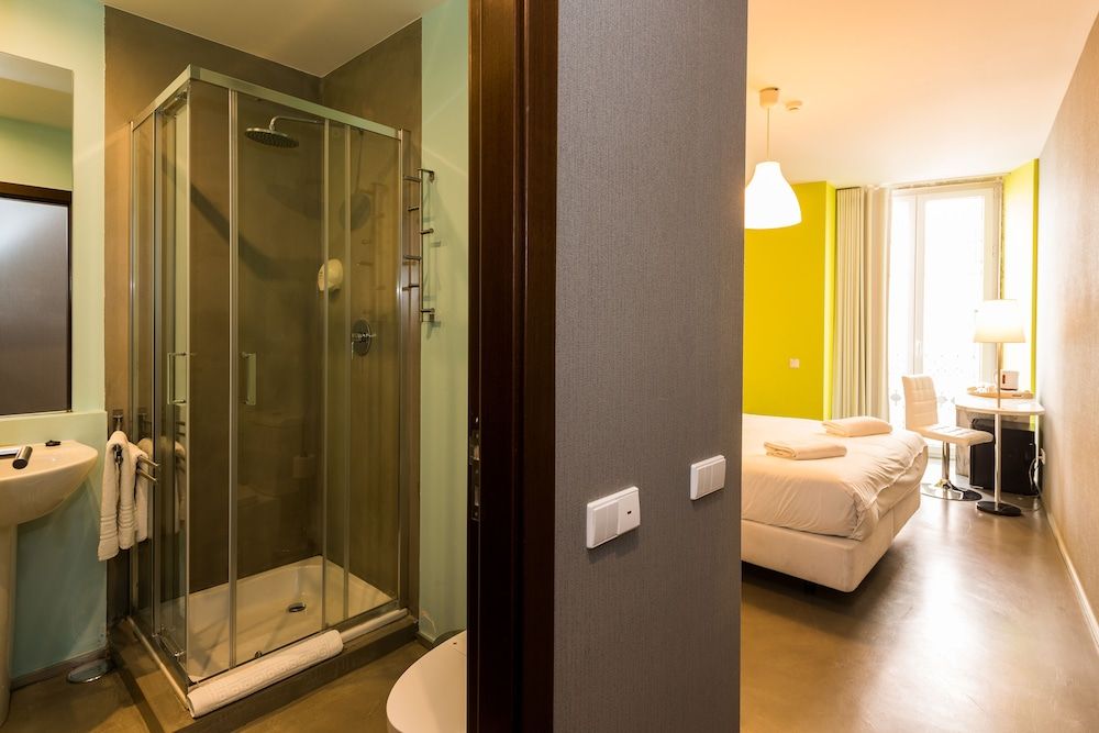 Alfama - Lisbon Lounge Suites Standard Double or Twin Room 22