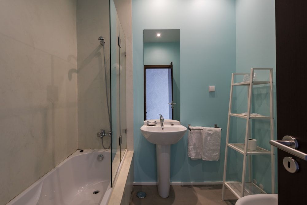 Alfama - Lisbon Lounge Suites Standard Double or Twin Room 21