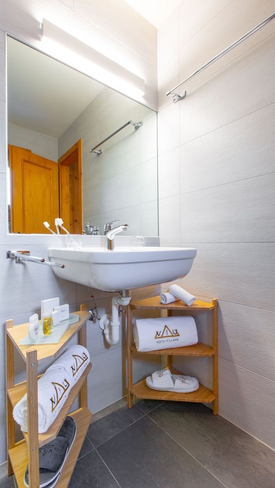 VIU Hotel Villars Double Room (City) 9