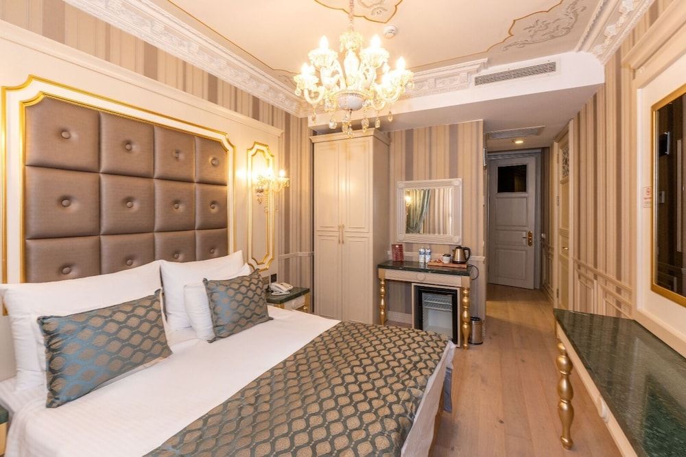 Meserret Palace Hotel Deluxe Double or Twin Room 4
