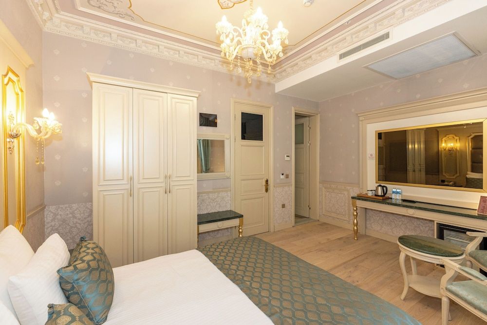 Meserret Palace Hotel Standard Double Room 10