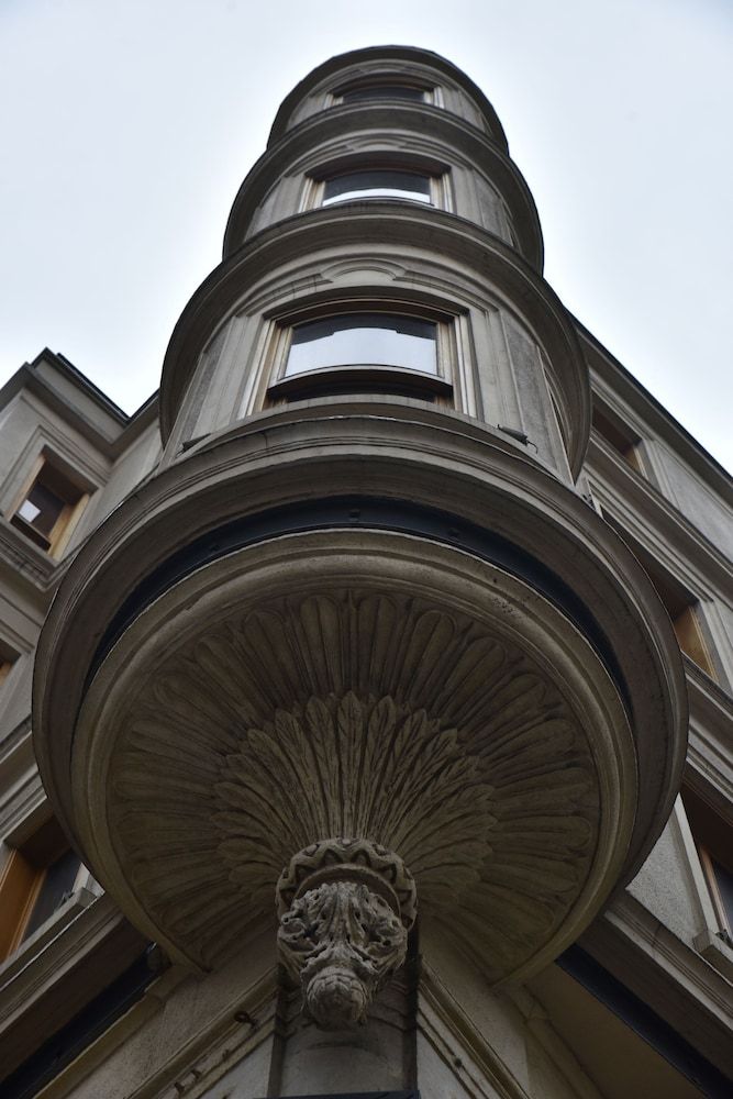 undefined Meserret Palace Hotel 8