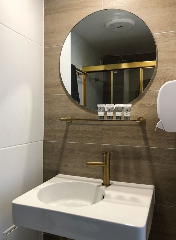 Brisbane Quarters Deluxe Queen 2