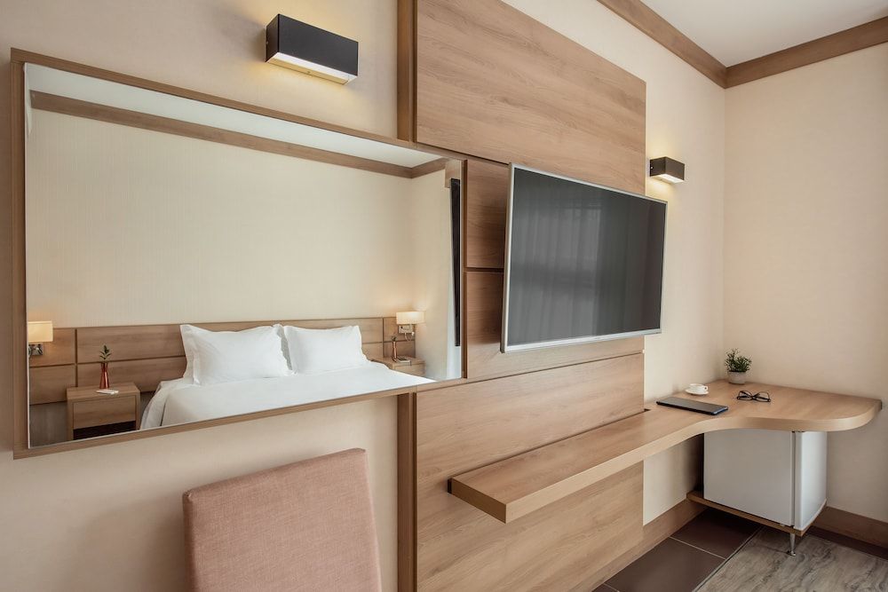 Intercity Itupeva Standard PwD Disability Access - 1 Double Bed 2