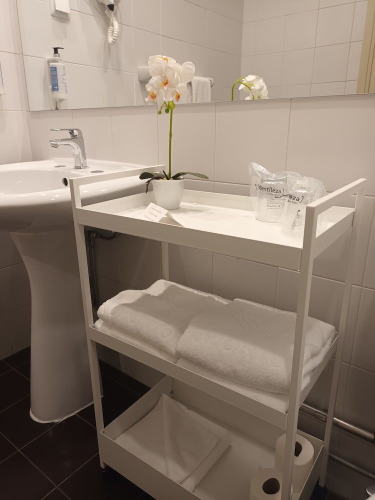 Vilar Oporto Hotel Premium Twin Room 9