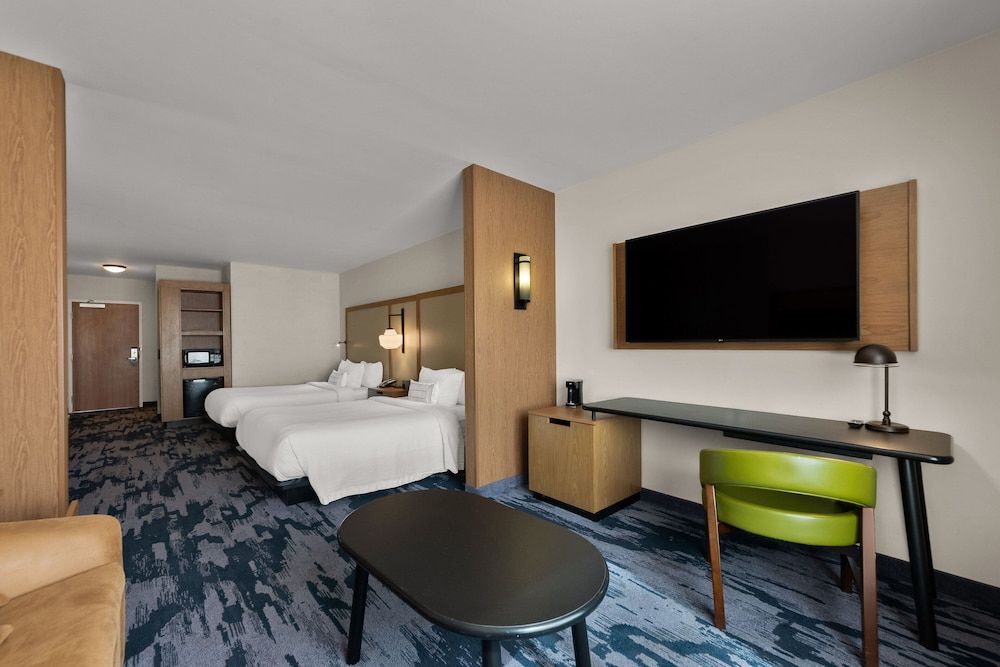 Suite, Multiple Beds