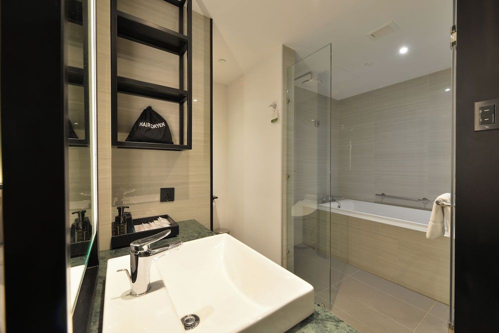 Hotel Nikko Amata City Chonburi Standard Room, 1 King Bed 2