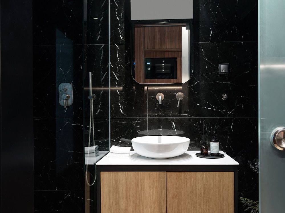 The Newel Acropolis Deluxe Studio Suite, City View 5