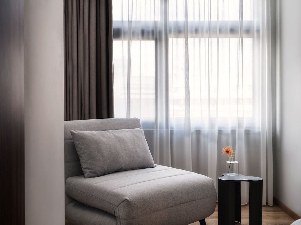 The Newel Acropolis Deluxe Studio Suite, City View 10