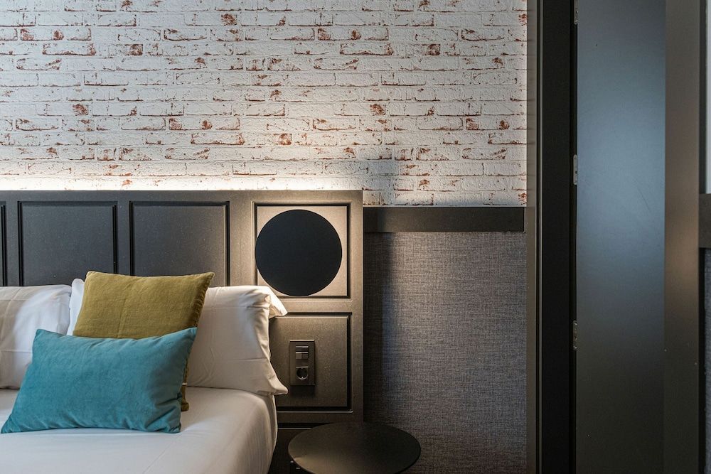 BYPILLOW San Mamés Economy Double Room 8