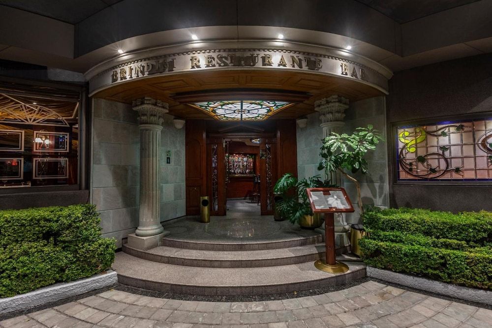 undefined Hotel Beverly 8