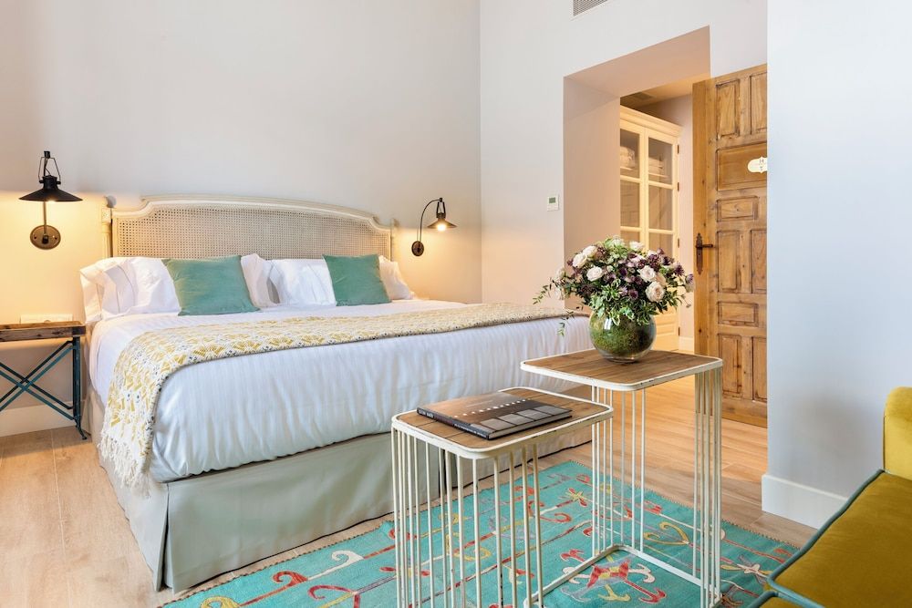 Palacio Bucarelli Deluxe Apartment 4