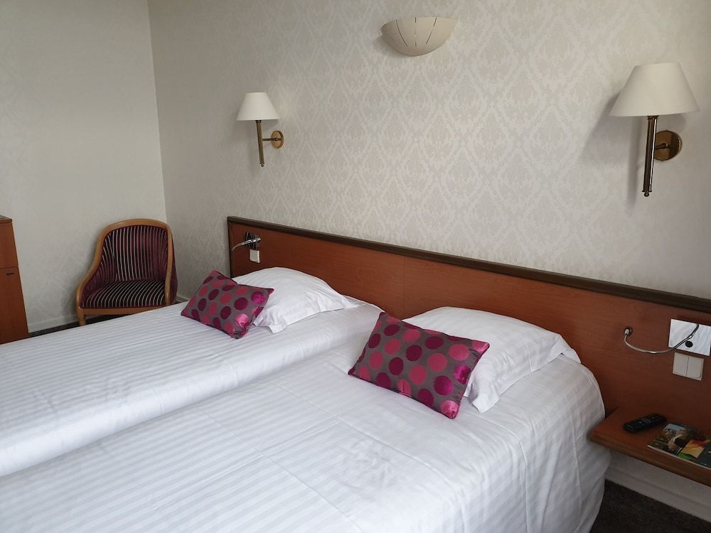 Hotel de France Prestige Twin