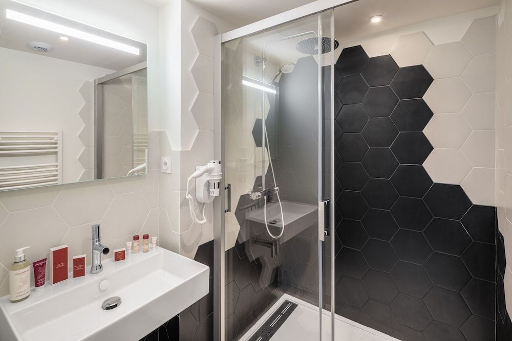 Deluxe Apartment, (Accès Uniquement Par Escalier), 1 queen bed and 1 queen sofa bed, 1 Bedroom, City View