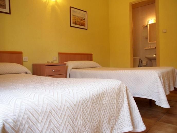 Double or Twin with Shared Bathroom