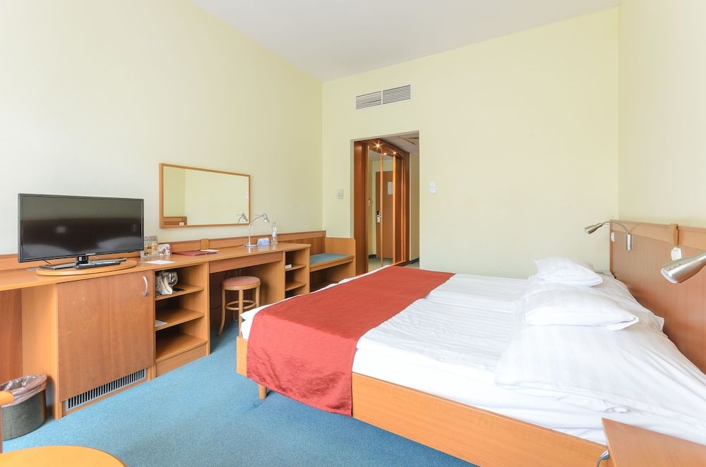 Hunguest Hotel Aqua Sol Standard Double Room 2