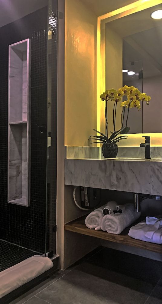 Hive Cancun by G Hotels Junior Studio Suite 6