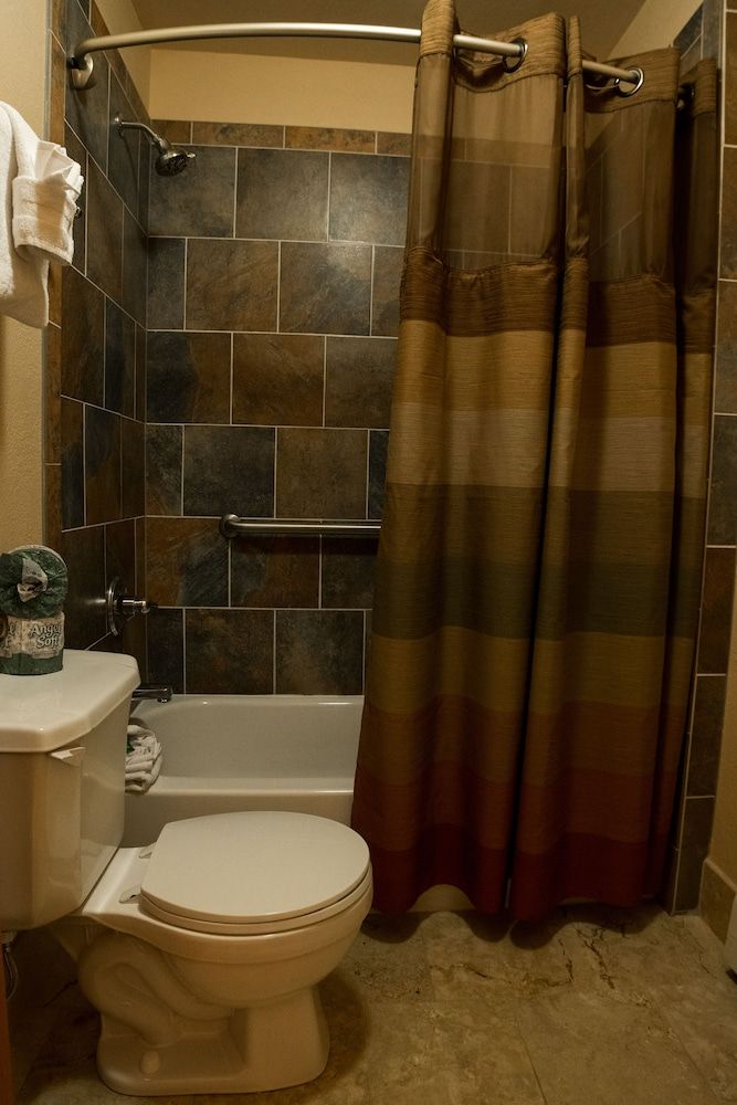 Silver Moon Inn Standard Room, 1 Queen Bed (Not Pet Friendly) 4