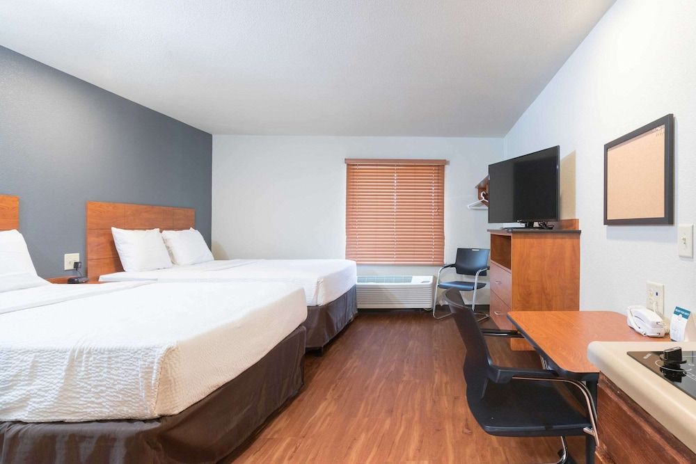Standard Room, 2 Queen Beds, Non Smoking