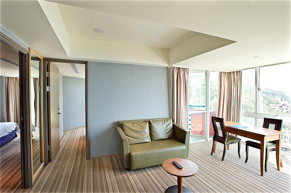 CT Green Bay Hot-Spring Hotel