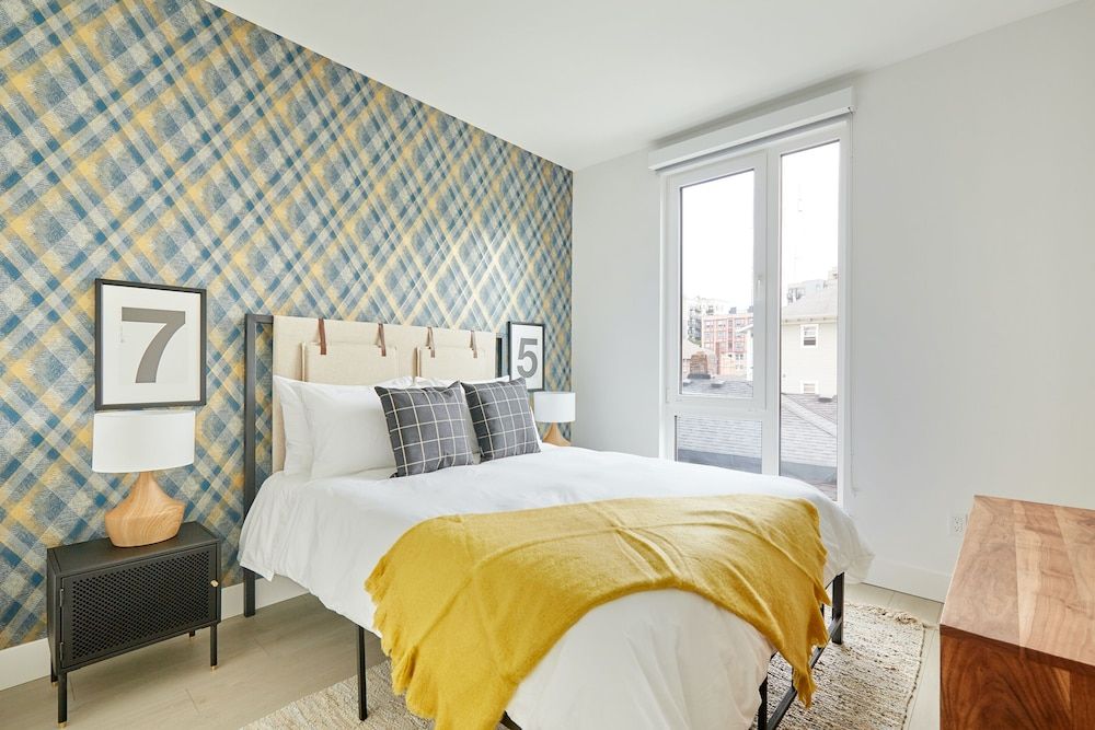 undefined Sonder at Solis 4