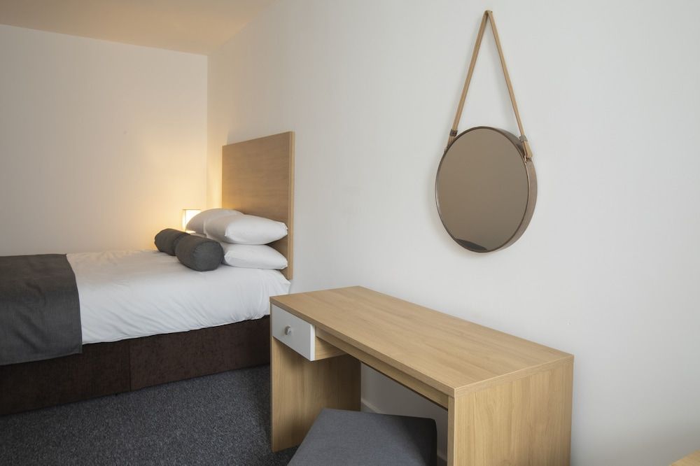 Wellington Apartments 2 Bedroom Apartment for 3 guests 2