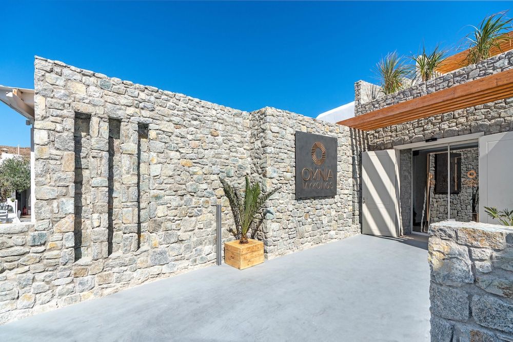 undefined Omnia Mykonos Boutique Hotel & Suites 4