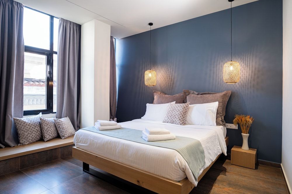 Ciel Living Athens Deluxe Double Room, City View 6