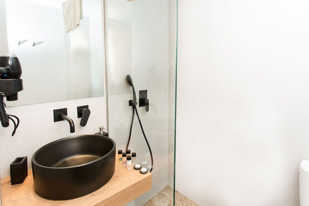 undefined Ciel Living Athens 8