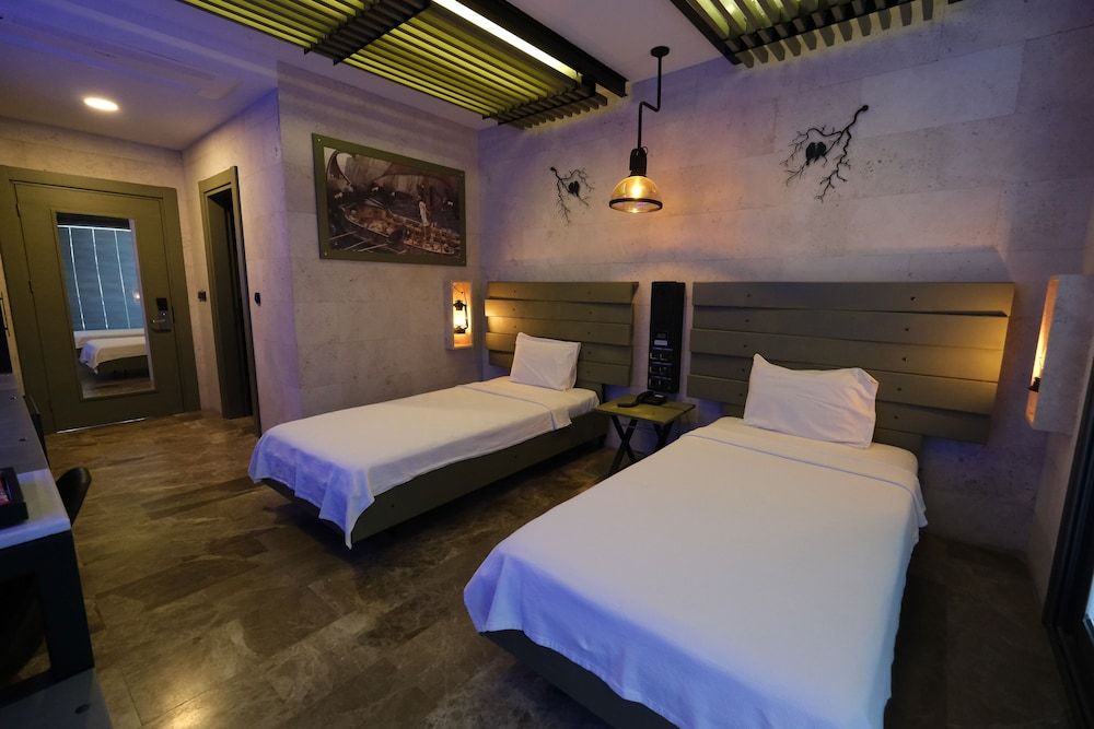 Kosa Otel Çeşme Deluxe Twin Room 6