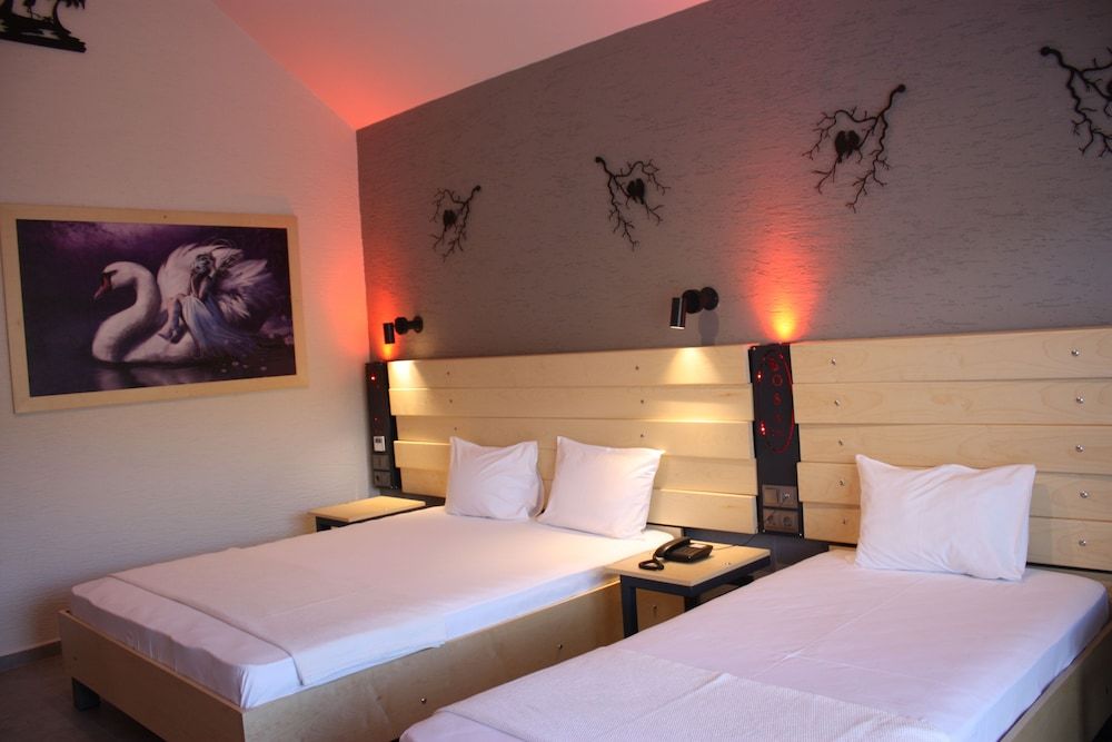 Kosa Otel Çeşme DELUXE BAHÇE MANZARALI 2