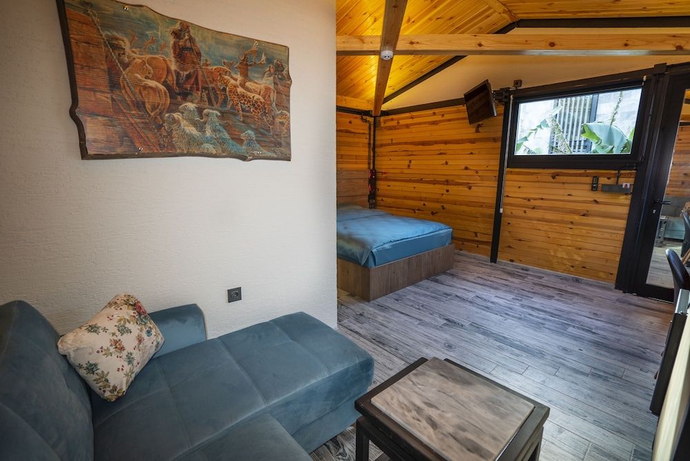 Kosa Otel Çeşme Bungalow 6