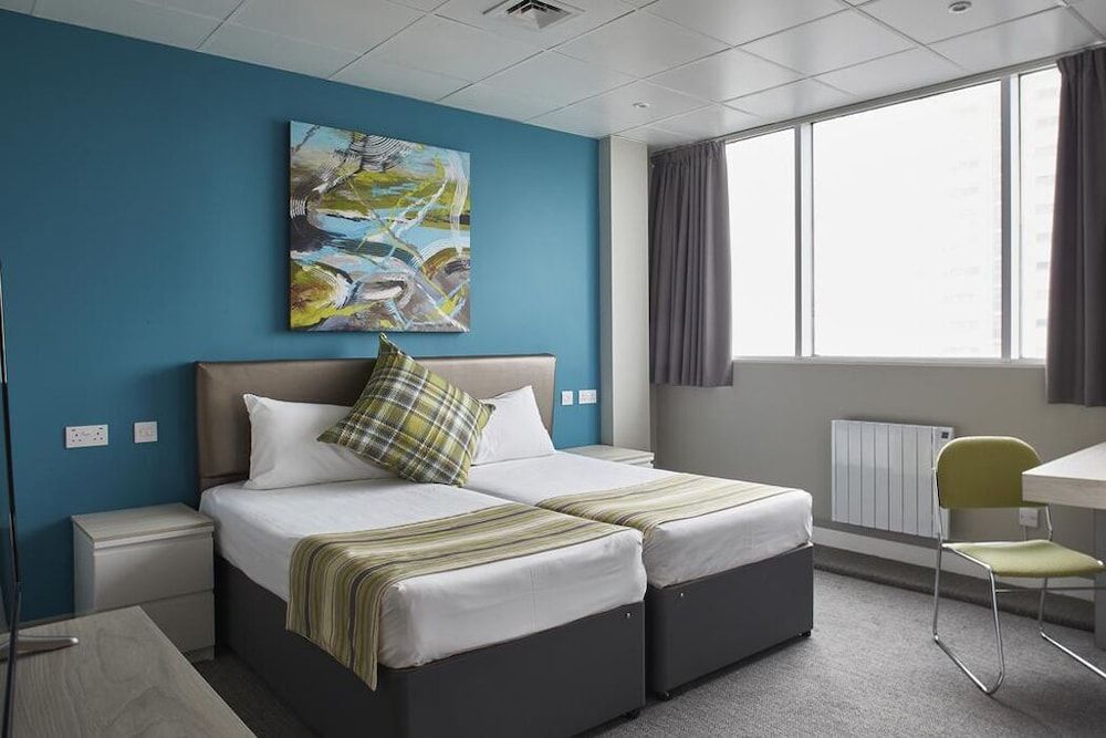 Citrus Hotel Cardiff by Compass Hospitality (Top Floors) Deluxe Twin room with view 5