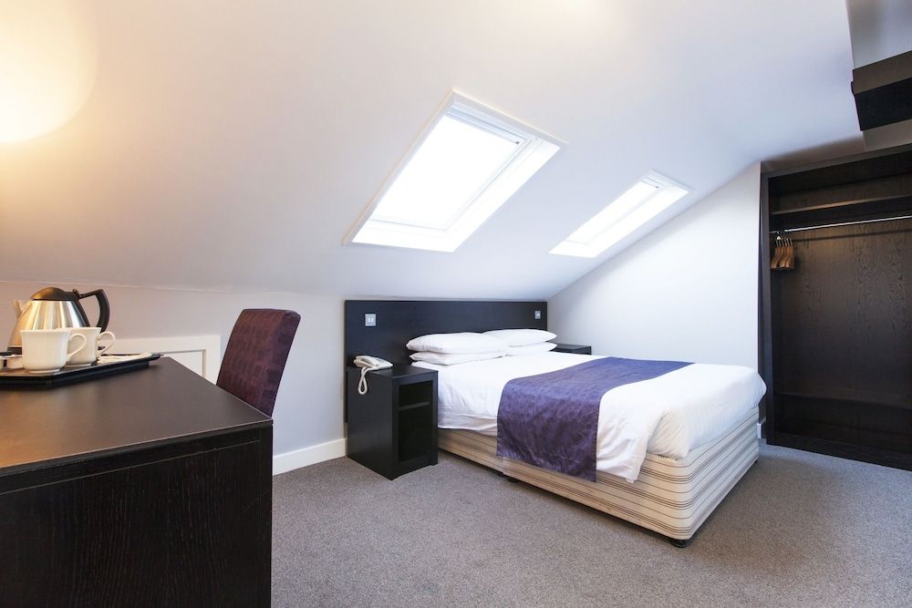 The Abbey Lodge Hotel Family Room