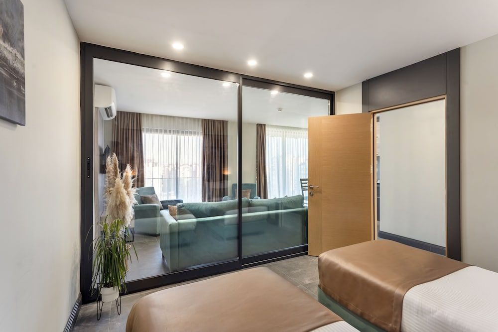 undefined Rodinn Park Hotel 4