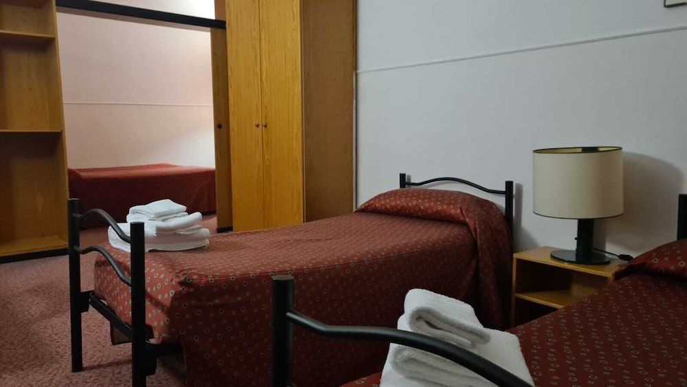 Parco Tirreno Residence Basic Quadruple Room, Ensuite 2