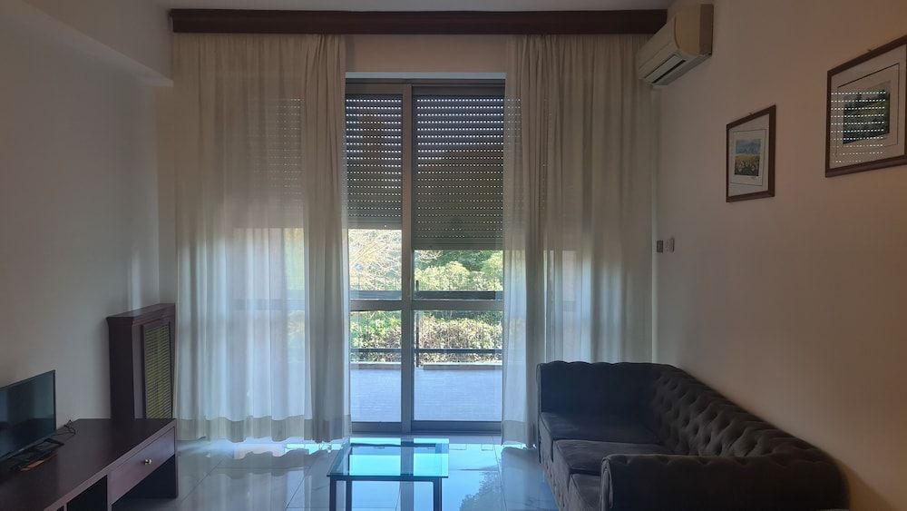 Parco Tirreno Residence Basic Triple Room, Ensuite 5