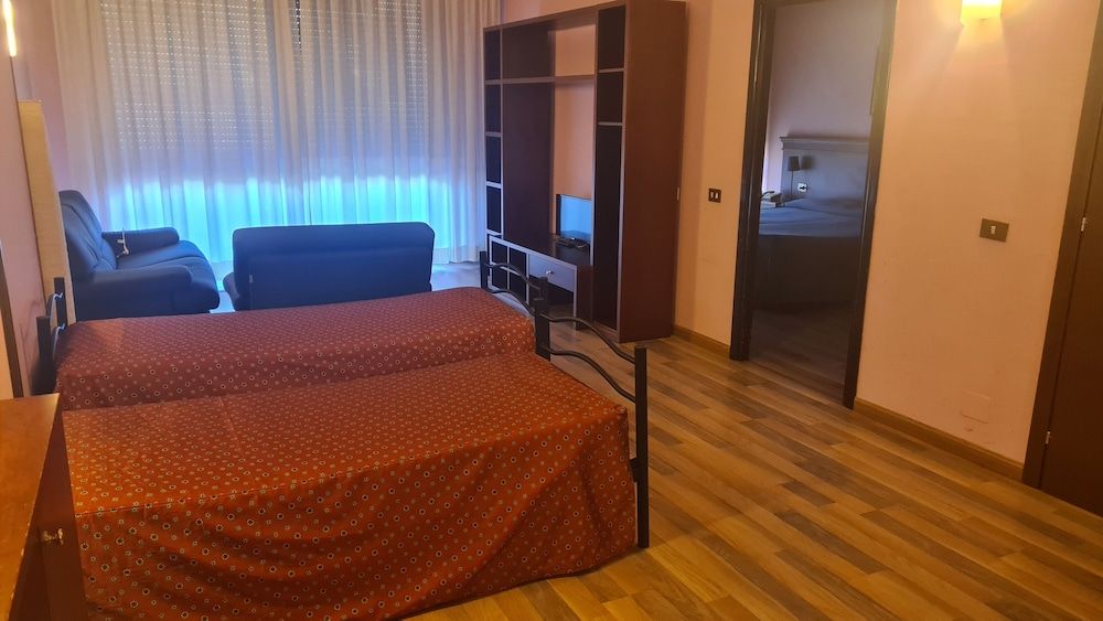 Parco Tirreno Residence Basic Quadruple Room, Ensuite 4