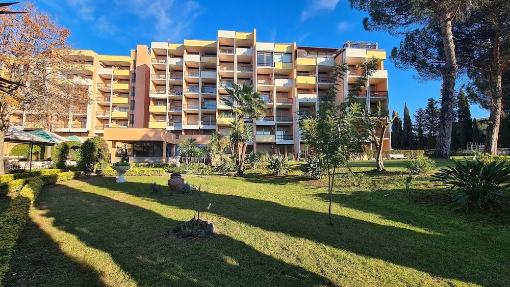 undefined Parco Tirreno Residence 6