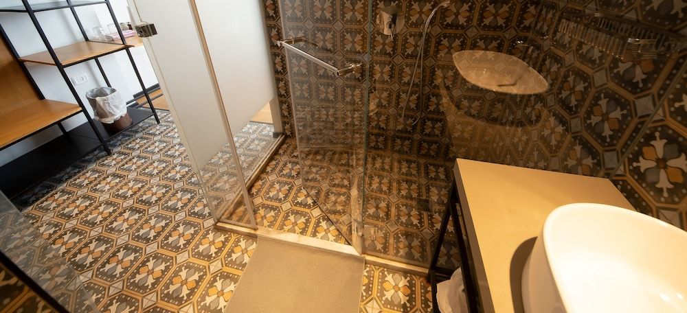 Haifa Tower Hotel Deluxe Room, City View 60