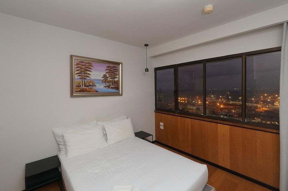 Haifa Tower Hotel Deluxe Room, City View 50