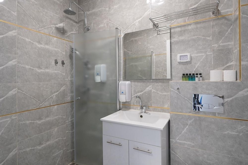 Haifa Tower Hotel Deluxe Room, City View 56