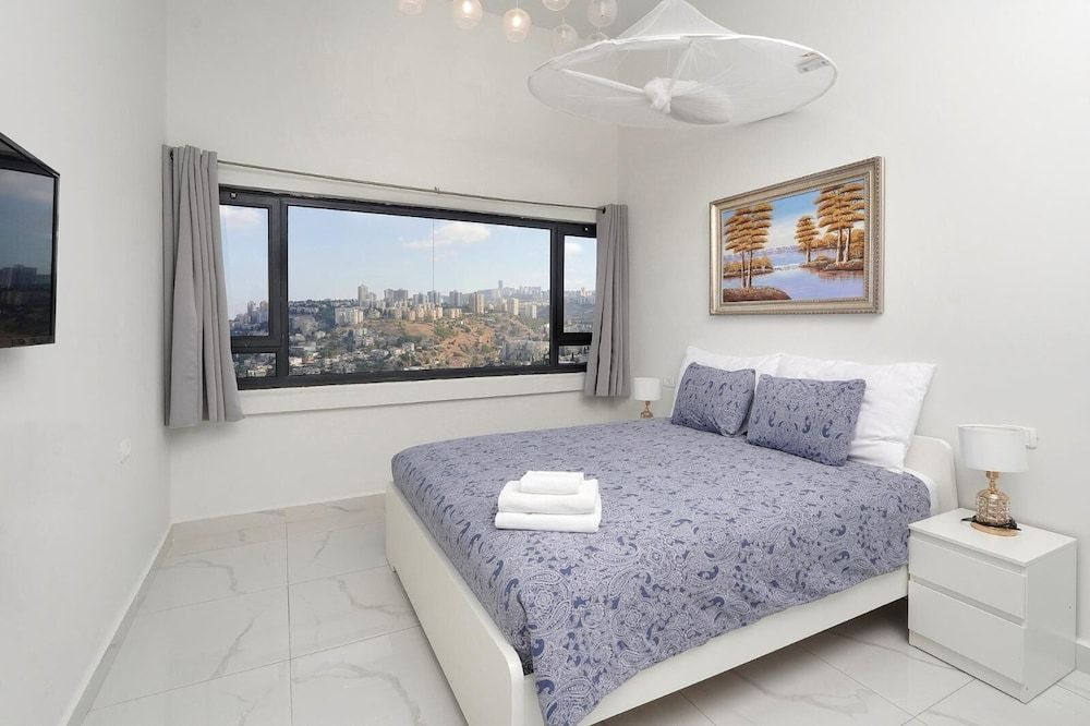 Haifa Tower Hotel Deluxe Room, City View 43