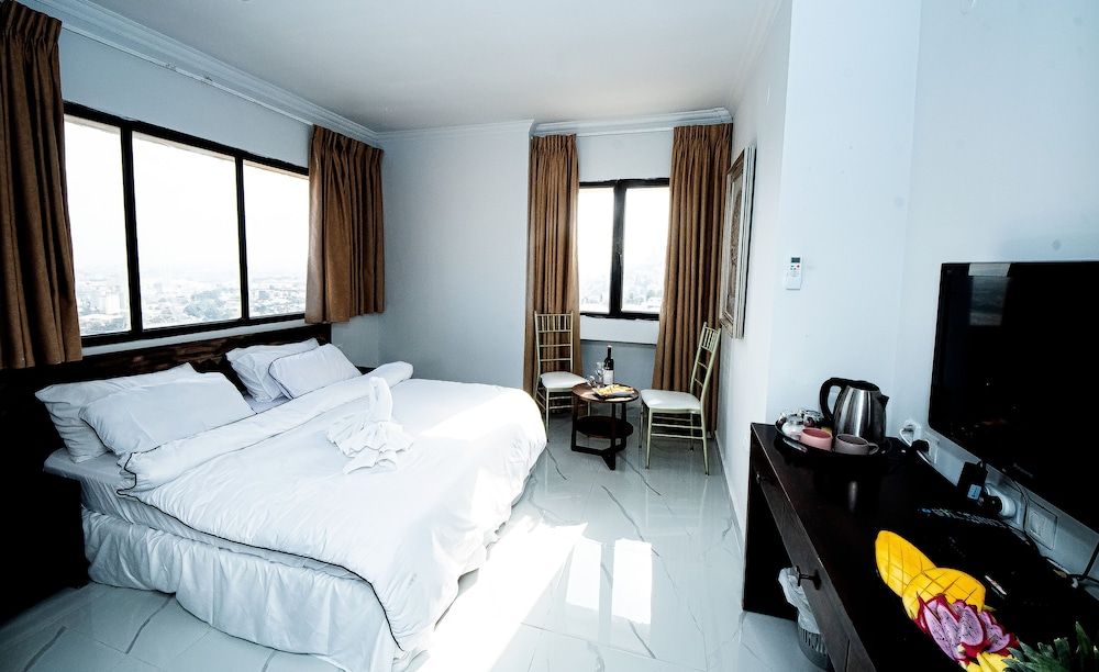 Haifa Tower Hotel Deluxe Room, City View 5