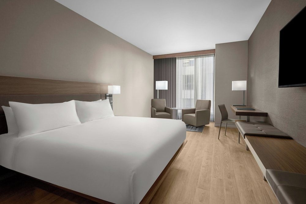 Room, 1 King Bed, Non Smoking