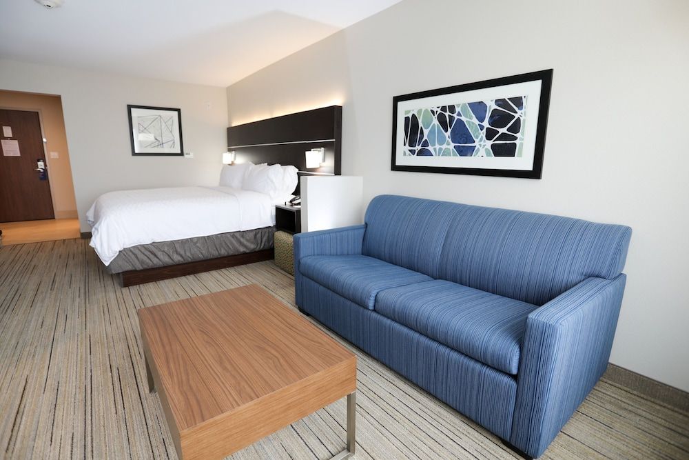 Suite, 1 King Bed